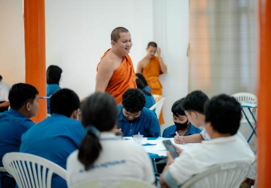 สอนธรรมศึกษา ระดับมัธยมศึกษา โรงเรียนเทศบาลวัดแม่นางปลื้ม