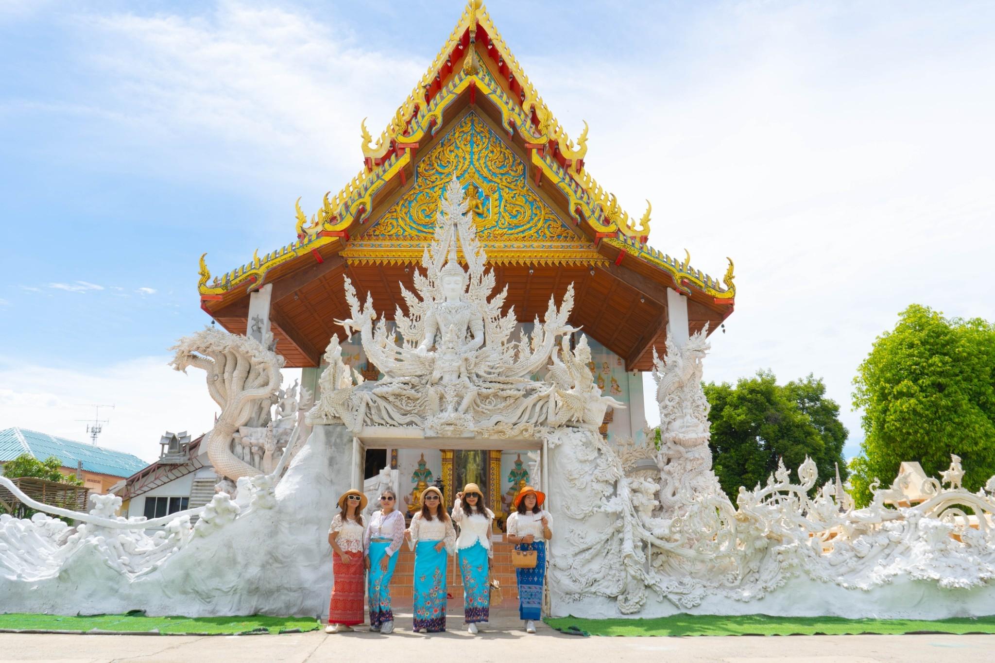 อนุโมทนาสาธุกับญาติโยมทุกท่าน ที่มาไหว้พระขอพร ณ  วัดอินทาราม อยุธยา สมปรารถนาทุกประการ เดินทางปลอดภัย สาธุ